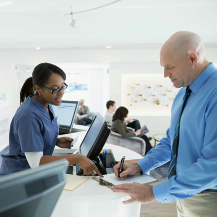 Onboarding para el control de visitas (Hospitales) Onboarding para el control de visitas (Hospitales)